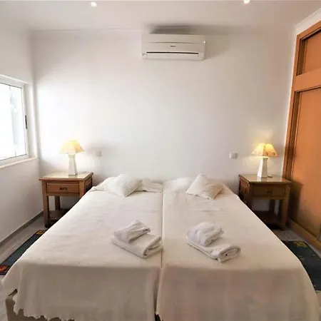 Sleeps 6 Pool Air Con Wifi * Vale do Lobo