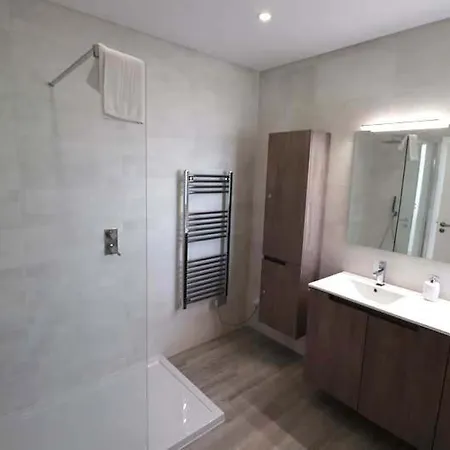 فيلة Sleeps 6 Pool Air Con Wifi